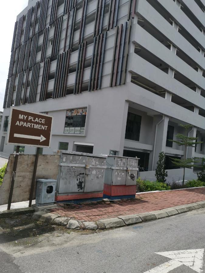 My Place Apartment Subang Jaya Extérieur photo
